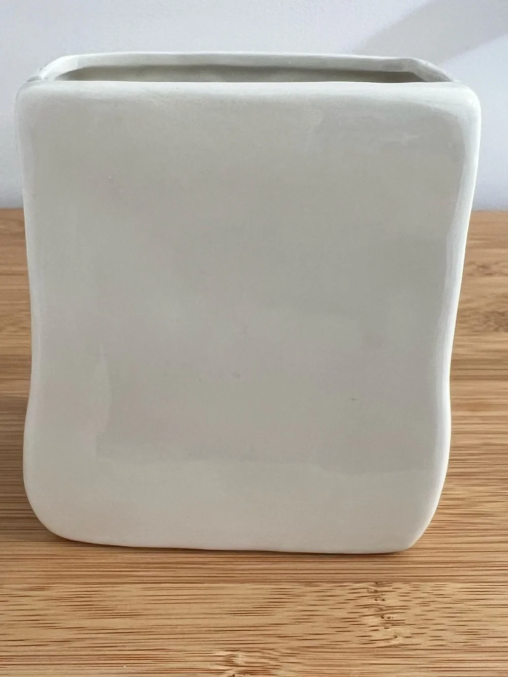 Vintage Fitz & Floyd Ceramic Toothbrush Holder